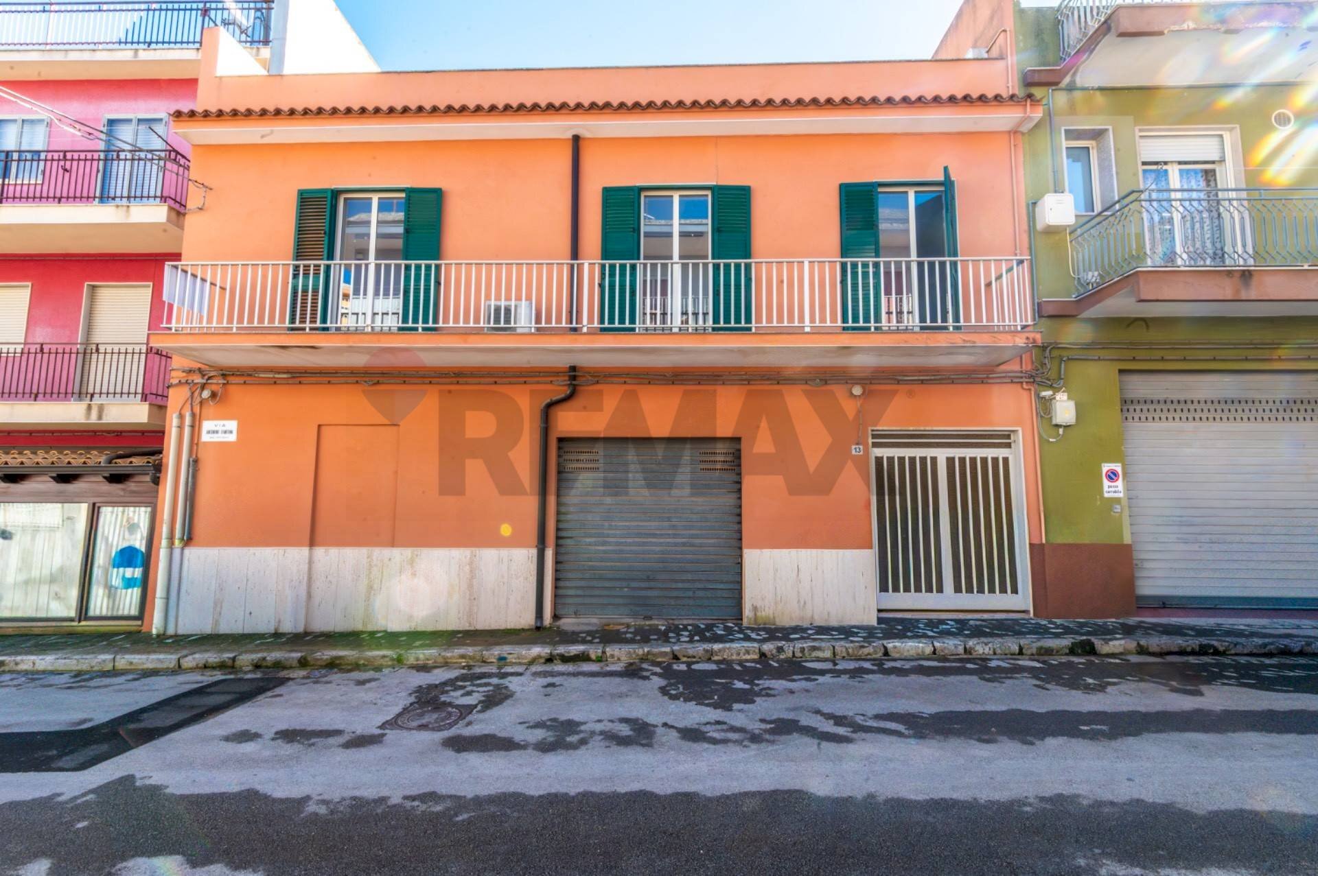 Edificio all\'aperto - Casa indipendente Via D'antona
 
13, Ragusa - foto 1