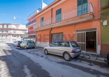 Edificio all\'aperto - Casa indipendente Via D'antona
 
13, Ragusa - foto 35