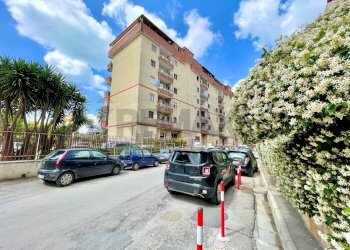 Edificio all\'aperto - Attico VIA TEVERE
 
49, Marano di Napoli - foto 36