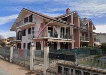 Foto 1 - Trilocale VIA 25 APRILE
 
4, Cumiana - foto 1