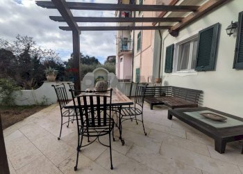 Terrazza - Casa semi indipendente via moneta
 
30, Carrara - foto 21