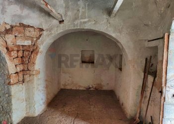 Stanza vuota - Baita Strada Provinciale 191
 
16, Putignano - foto 3