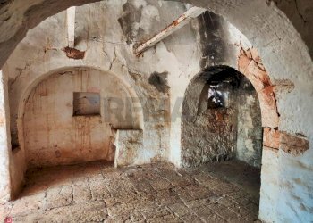 Stanza vuota - Baita Strada Provinciale 191
 
16, Putignano - foto 8