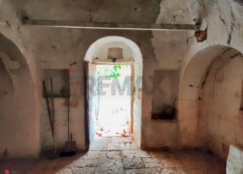 Stanza vuota - Baita Strada Provinciale 191
 
16, Putignano - foto 9