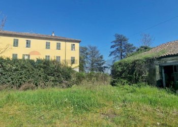 Casa all\'aperto - Villa via Vecchia di Valenza
 
13, Sale - foto 1