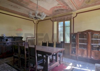 Sala da pranzo - Villa via Vecchia di Valenza
 
13, Sale - foto 6