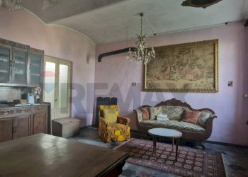 Soggiorno - Villa via Vecchia di Valenza
 
13, Sale - foto 7
