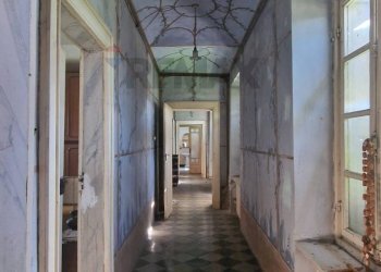 Ricezione / Lobby - Villa via Vecchia di Valenza
 
13, Sale - foto 20