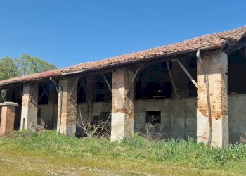 Casa all\'aperto - Villa via Vecchia di Valenza
 
13, Sale - foto 28