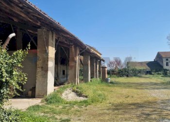 Casa all\'aperto - Villa via Vecchia di Valenza
 
13, Sale - foto 29