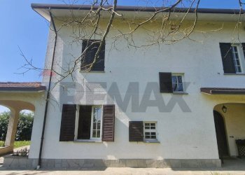 Casa all\'aperto - Villa Via Strada Vecchia di Valenza
 
13, Sale - foto 5