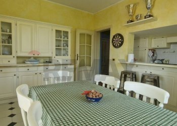 Sala da pranzo - Villa Via Strada Vecchia di Valenza
 
13, Sale - foto 11