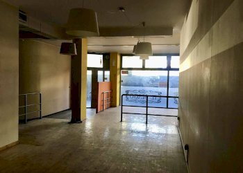 Foto 8 - Locale Commerciale Via Manin
 
30, Varese - foto 8