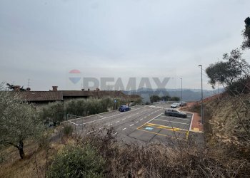 Edificio all\'aperto - Building land via Ganda, Cenate Sopra - photo 9