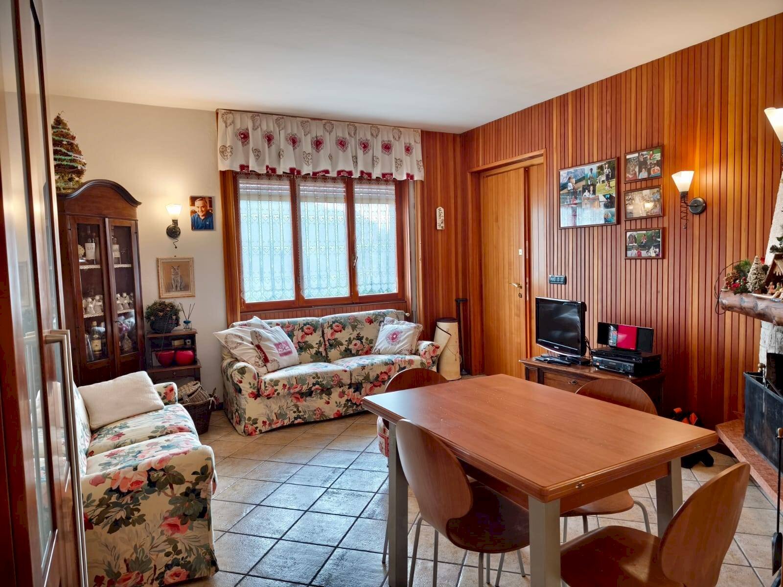 Foto 2 - Two-room apartment Via Cluren
 
4, Castione della Presolana - photo 2