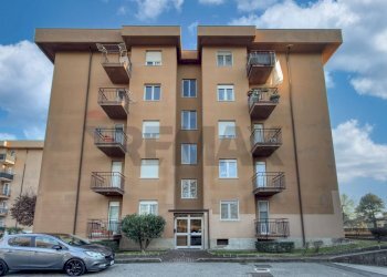 Edificio all\'aperto - Trilocale via giorgio amendola
 
6, Trezzo sull'Adda - foto 1
