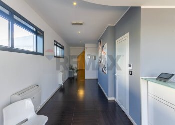 Hall / corridoio - Capannone Pozzo d'Adda - foto 21