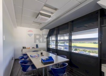 Sala da pranzo - Capannone Pozzo d'Adda - foto 37