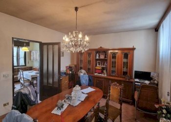 Salone - Casa indipendente corso Camillo Benso di Cavour, 36, Gattinara - foto 9