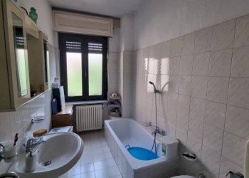 Bagno - Casa indipendente corso Camillo Benso di Cavour, 36, Gattinara - foto 22