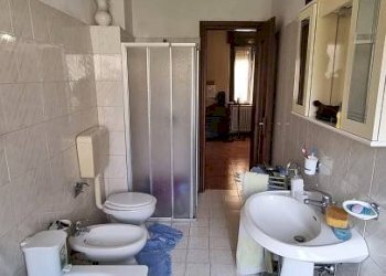 Bagno - Casa indipendente corso Camillo Benso di Cavour, 36, Gattinara - foto 24