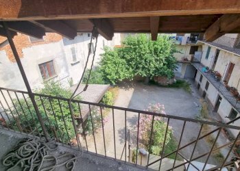 Balcone - Casa indipendente corso Camillo Benso di Cavour, 36, Gattinara - foto 29