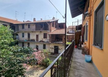 Balcone - Casa indipendente corso Camillo Benso di Cavour, 36, Gattinara - foto 38