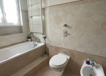 Bagno - Trilocale viale Fulvio Testi, 176, Cinisello Balsamo - foto 16