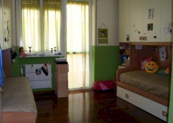 Camera da letto - Trilocale viale Fulvio Testi, 176, Cinisello Balsamo - foto 24