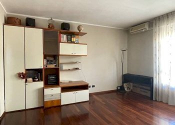 Soggiorno - Trilocale viale Fulvio Testi, 176, Cinisello Balsamo - foto 27