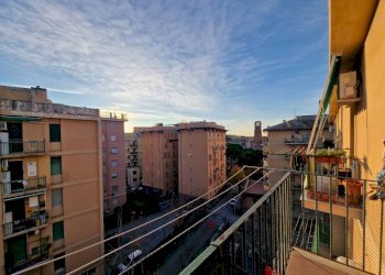 Balcone - Trilocale via Guido Agosti, 4A, Genova (zona Cornigliano) - foto 1