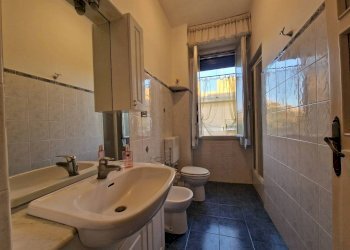 Bagno - Trilocale via Guido Agosti, 4A, Genova (zona Cornigliano) - foto 12