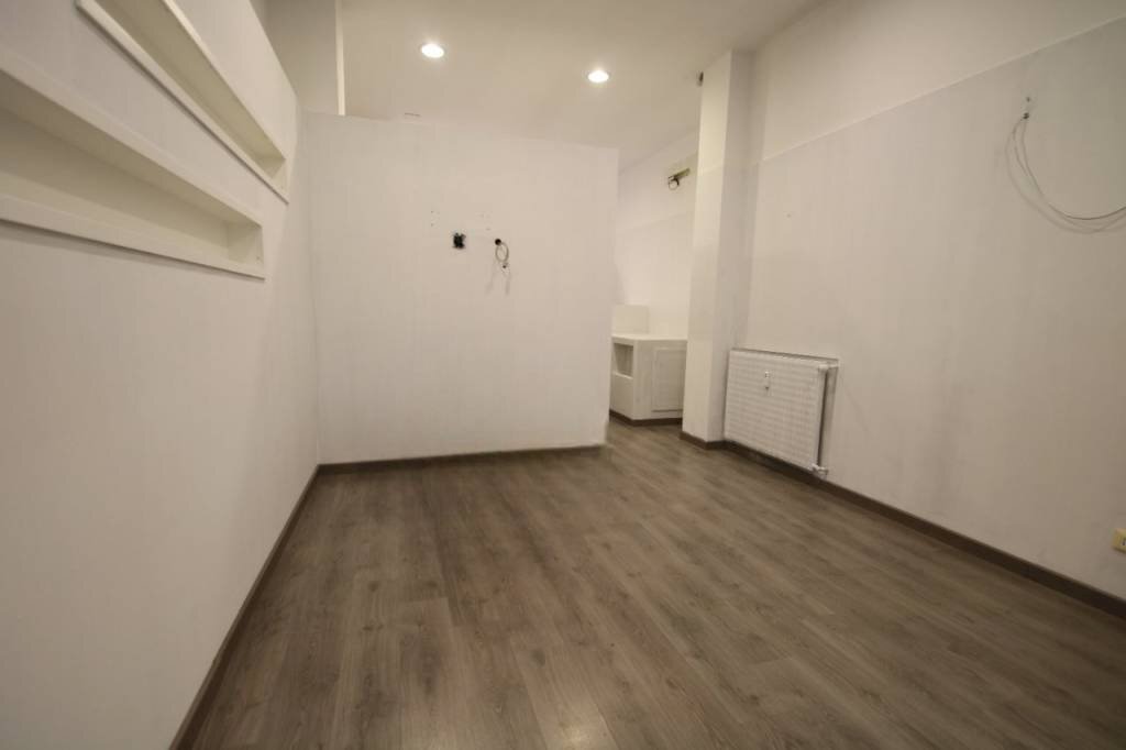 Stanza non arredata - Shop via Pavia, Milano - photo 1