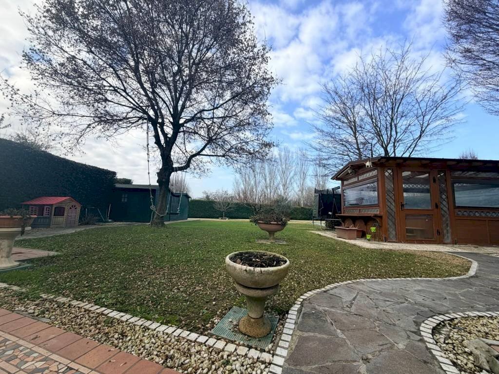 Giardino - Independent house via dell'Industria, 80, Bologna (neighborhood San Vitale) - photo 1