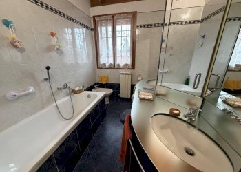 Bagno - Casa indipendente via dell'Industria, 80, Bologna (zona San Vitale) - foto 7