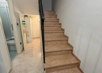 Scala - Casa indipendente via dell'Industria, 80, Bologna (zona San Vitale) - foto 13