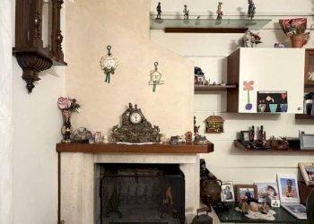 Salone - Casa indipendente via dell'Industria, 80, Bologna (zona San Vitale) - foto 17