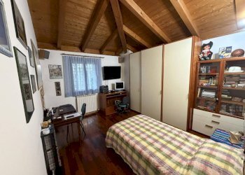 Camera da letto - Casa indipendente via dell'Industria, 80, Bologna (zona San Vitale) - foto 11
