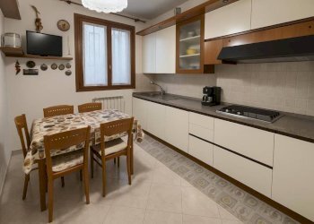 Cucina - Casa indipendente via dell'Industria, 80, Bologna (zona San Vitale) - foto 30