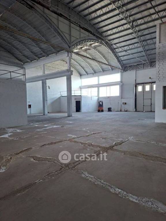 Interno non residenziale - Capannone strada della Paiola, 951, Pavia - foto 3