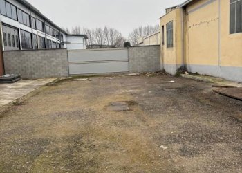 Cortile interno - Shed strada della Paiola, 951, Pavia - photo 1