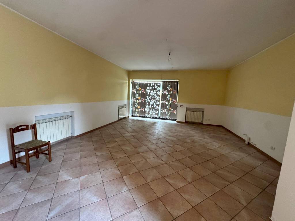 Cucina - Three-room apartment via 22 Marzo, 16, Samarate - photo 3