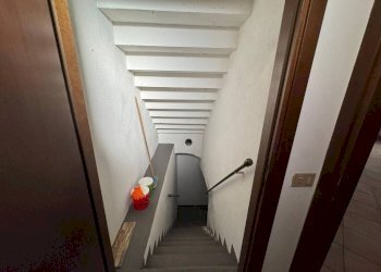 Scala - Trilocale via 22 Marzo, 16, Samarate - foto 8