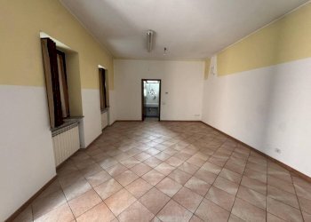 Cucina - Trilocale via 22 Marzo, 16, Samarate - foto 10