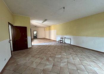 Cucina - Trilocale via 22 Marzo, 16, Samarate - foto 12