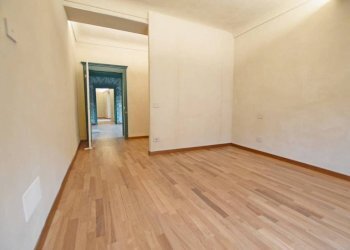 Camera da letto - Quadrilocale via delle Scuole, 6, Mondovì - foto 5