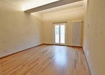 Camera da letto - Quadrilocale via delle Scuole, 6, Mondovì - foto 10