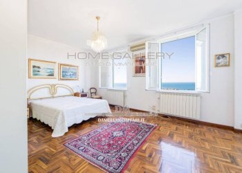 Camera da letto - Quadrilocale Genova - foto 7