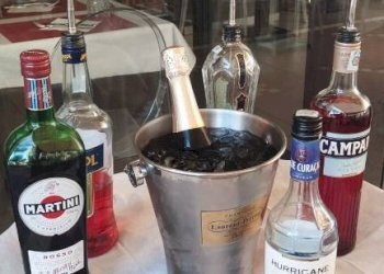 Interno non residenziale - Ristorante Bordighera - foto 3