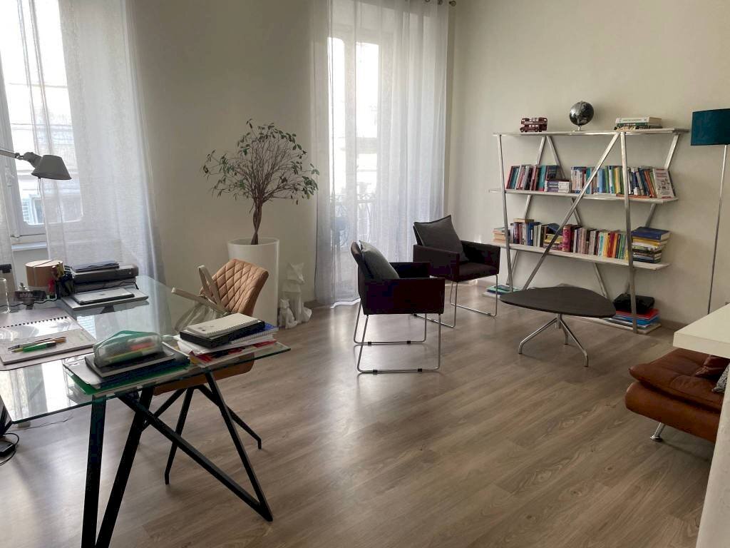 Camera da letto - Apartment via Giuseppe Mazzini, 1, Torino (neighborhood Centro) - photo 2
